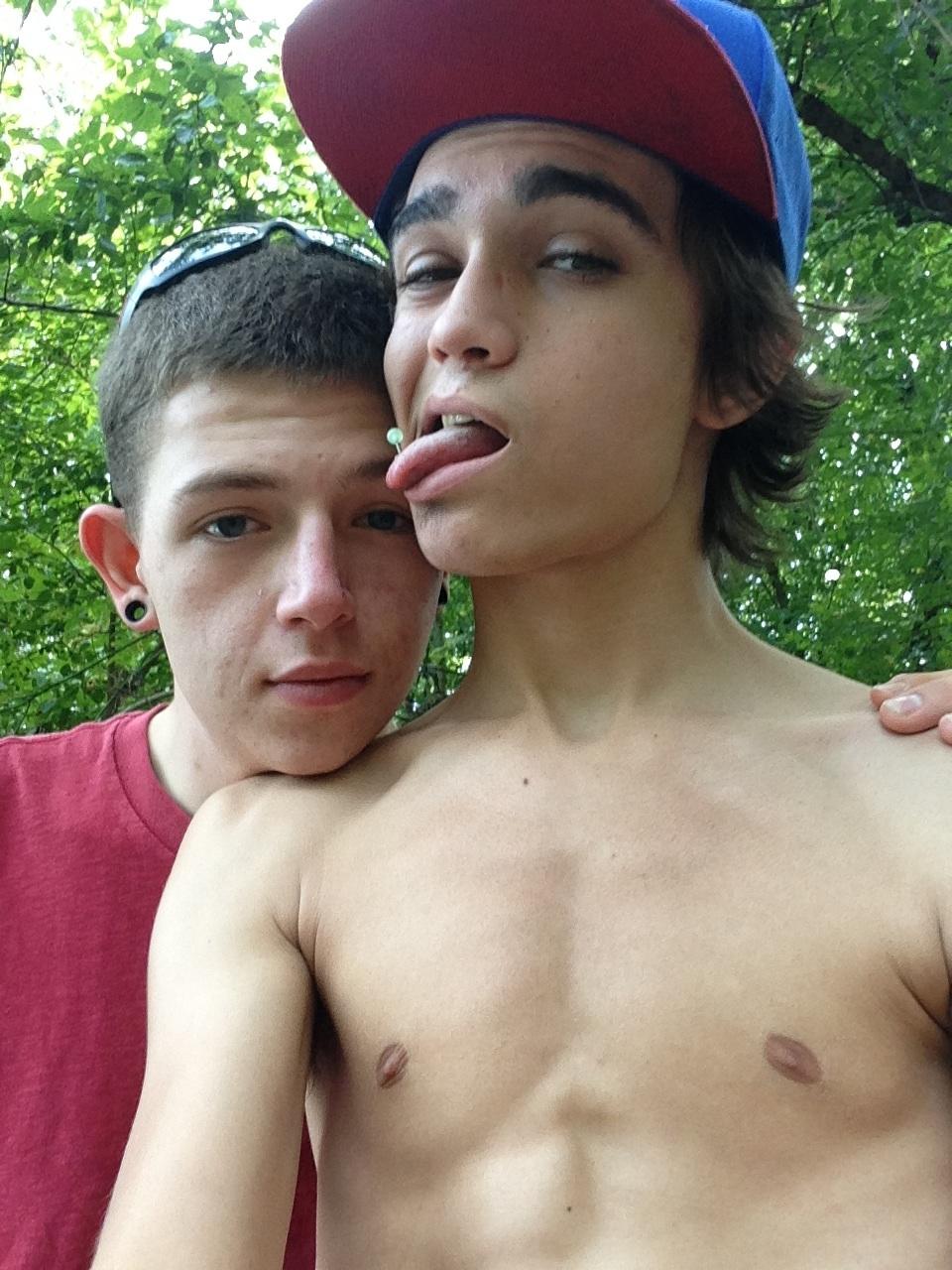 Gayboy Self-Pics